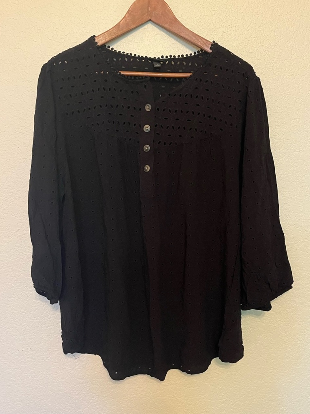Torrid Black Eyelet Peasant Three-quarter Sleeve Top Women's Size 3X